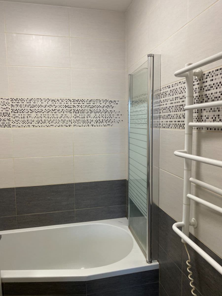 Predaj bytu 4-izbový 76 m², Střelničná, Praha, Praha Predaj bytu 4-izbový 76 m², Střelničná, Praha, Praha