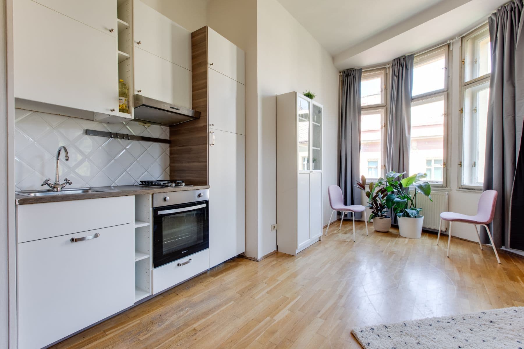 Prenájom bytu 55 m², Kubova, Praha, Praha Prenájom bytu 55 m², Kubova, Praha, Praha