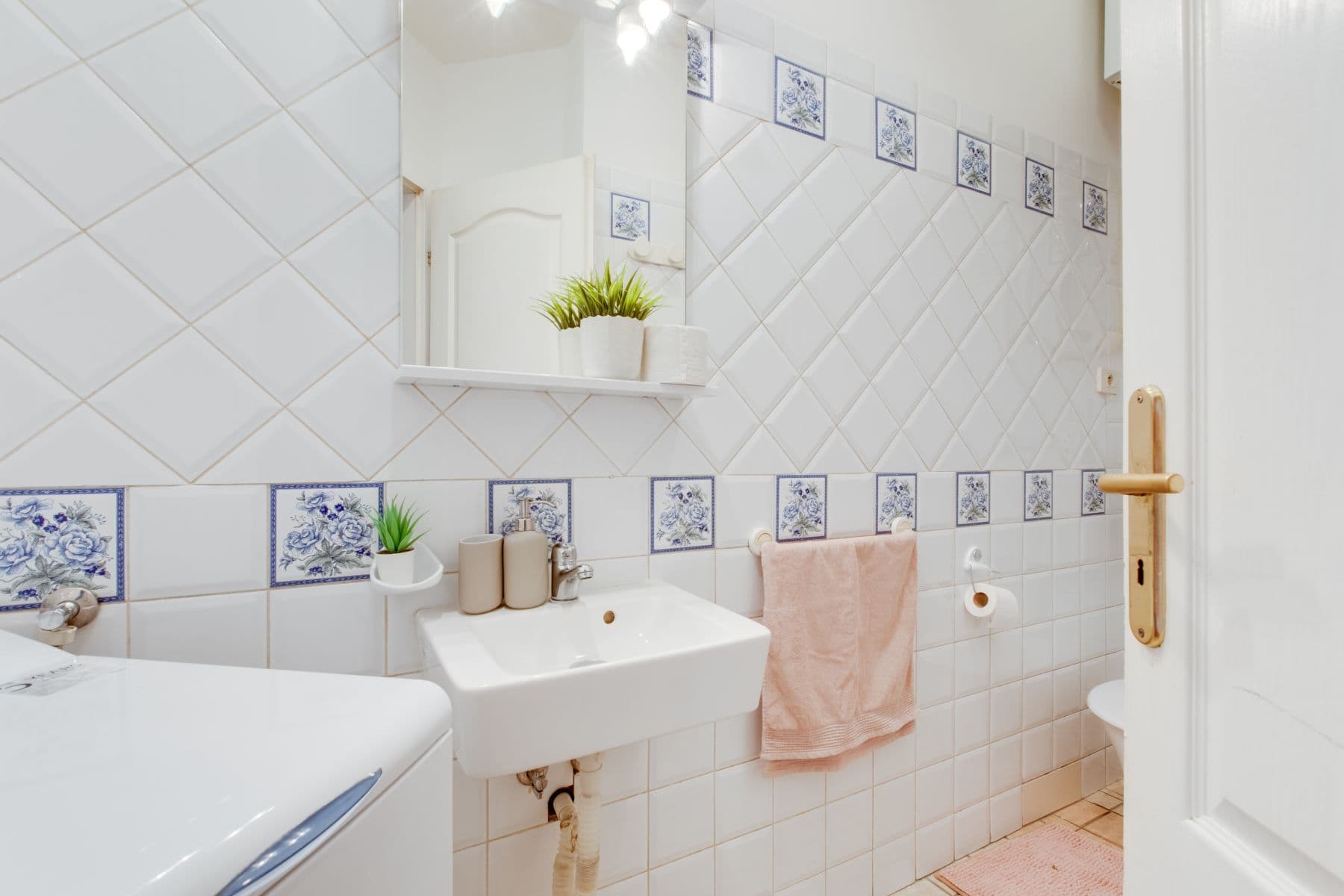 Prenájom bytu 55 m², Kubova, Praha, Praha Prenájom bytu 55 m², Kubova, Praha, Praha