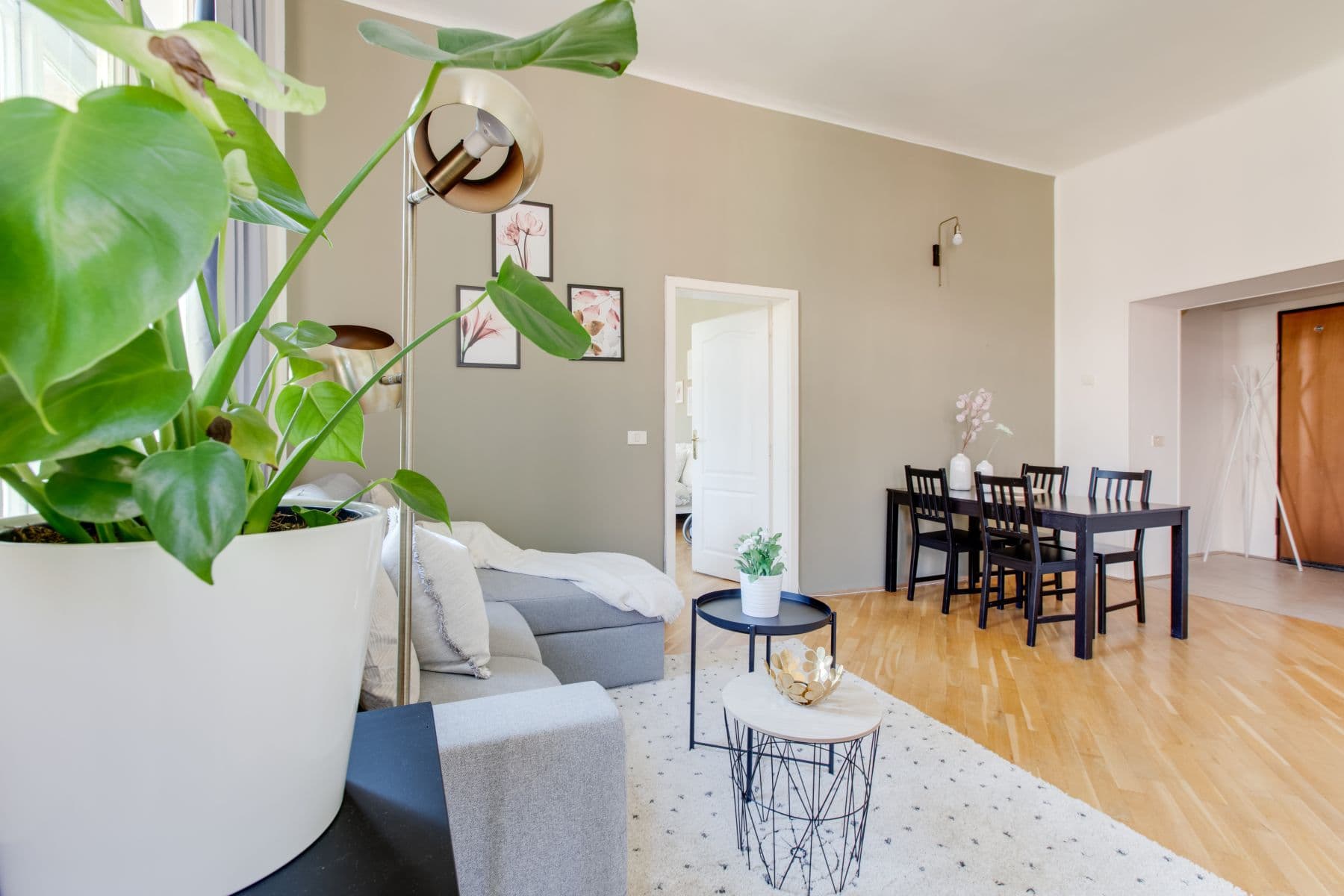 Prenájom bytu 55 m², Kubova, Praha, Praha Prenájom bytu 55 m², Kubova, Praha, Praha