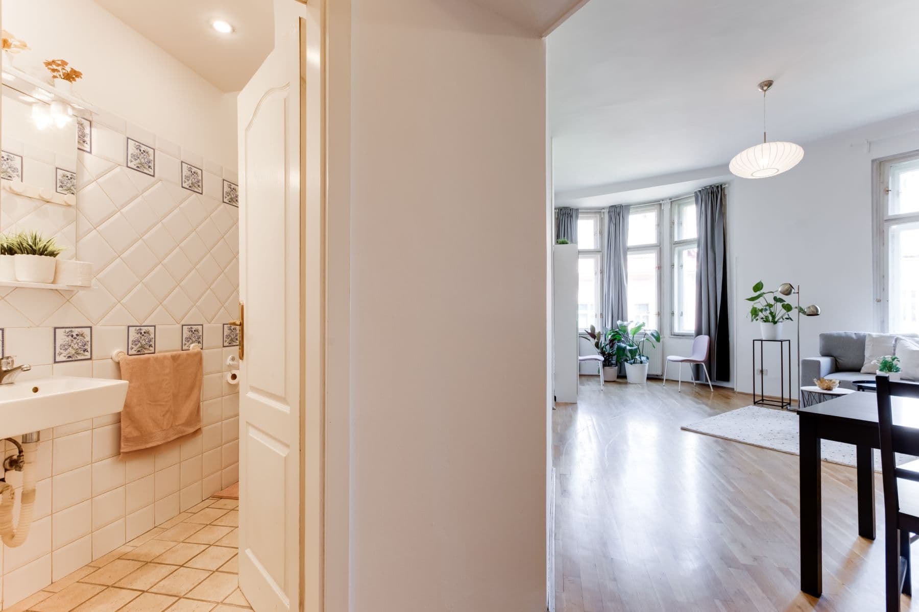 Prenájom bytu 55 m², Kubova, Praha, Praha Prenájom bytu 55 m², Kubova, Praha, Praha
