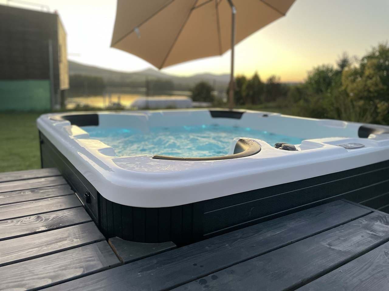 Prenájom rekreačného objektu, Píšťany, Ústecký kraj Prenájom rekreačného objektu, Píšťany, Ústecký kraj