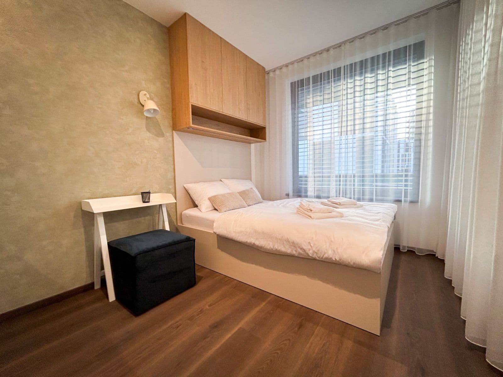 Prenájom bytu 1-izbový 32 m², Olgy Havlové, Praha, Praha Prenájom bytu 1-izbový 32 m², Olgy Havlové, Praha, Praha