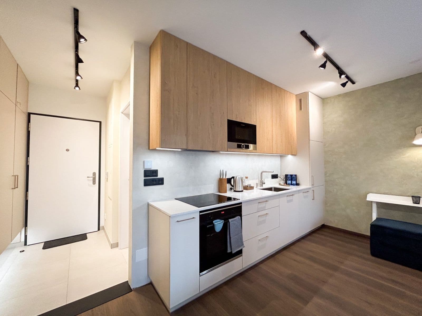 Prenájom bytu 1-izbový 32 m², Olgy Havlové, Praha, Praha Prenájom bytu 1-izbový 32 m², Olgy Havlové, Praha, Praha