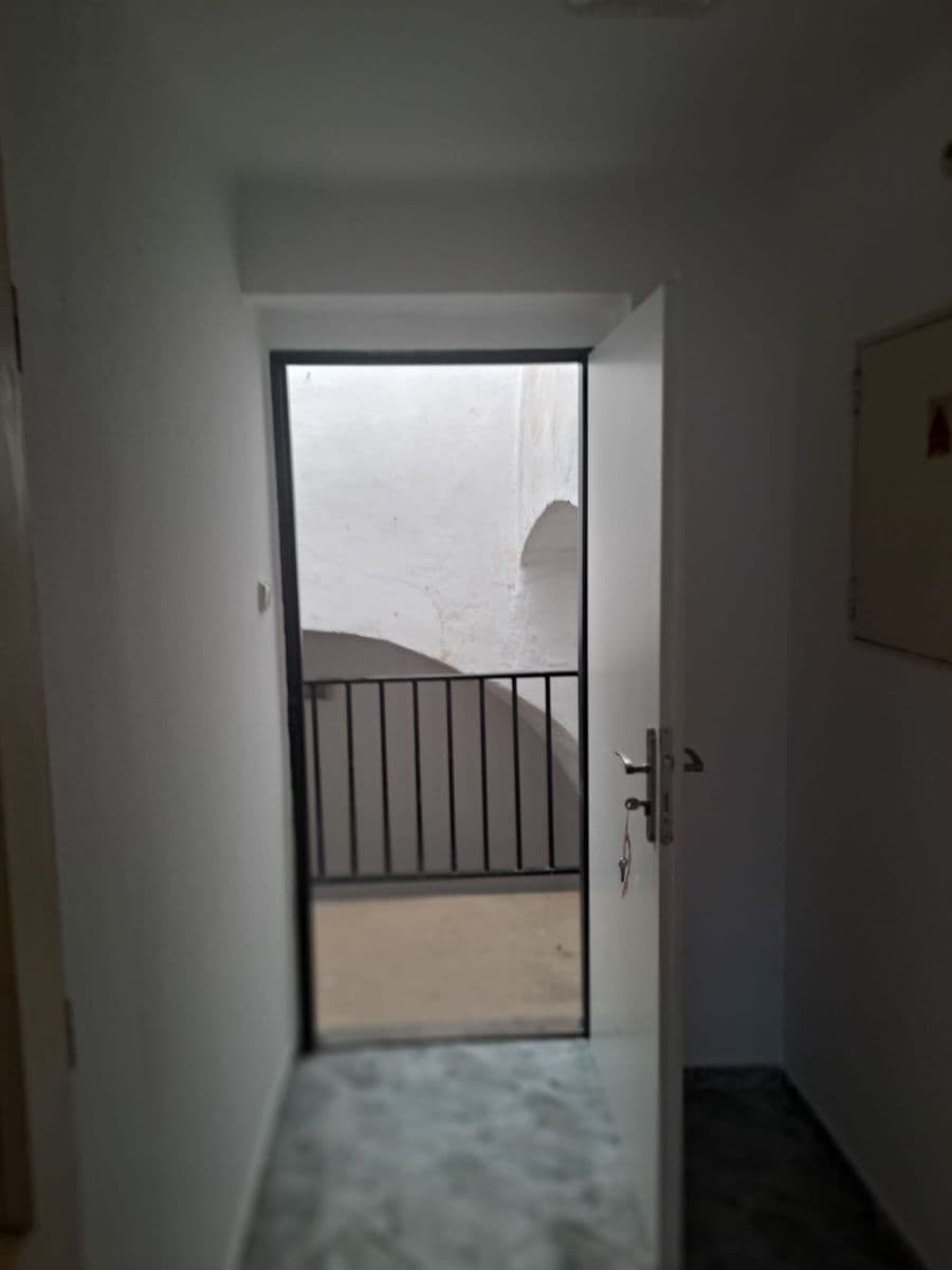 Prenájom bytu 1-izbový 30 m², Husova, Třeboň, Jihočeský kraj Prenájom bytu 1-izbový 30 m², Husova, Třeboň, Jihočeský kraj