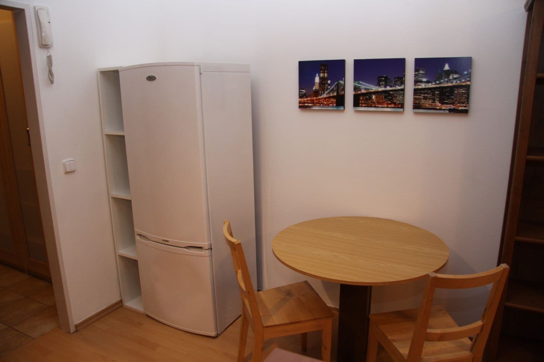 Prenájom bytu 1-izbový 40 m², Vídeňská, Brno, Jihomoravský kraj Prenájom bytu 1-izbový 40 m², Vídeňská, Brno, Jihomoravský kraj