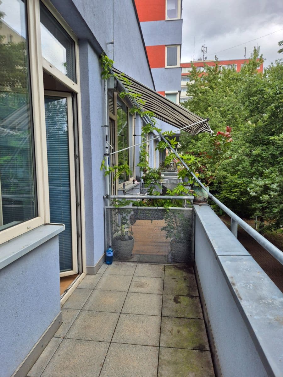 Prenájom bytu 1-izbový 33 m², Kudrnova, Praha, Praha Prenájom bytu 1-izbový 33 m², Kudrnova, Praha, Praha