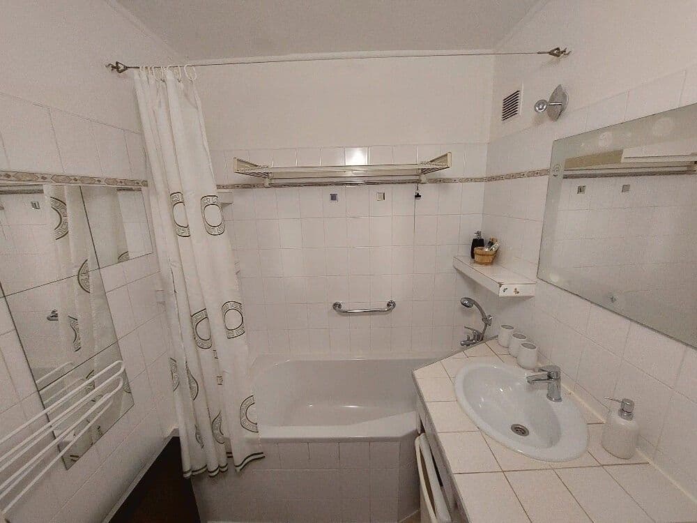 Predaj bytu 3-izbový 83 m², Nechvílova, Praha, Praha Predaj bytu 3-izbový 83 m², Nechvílova, Praha, Praha
