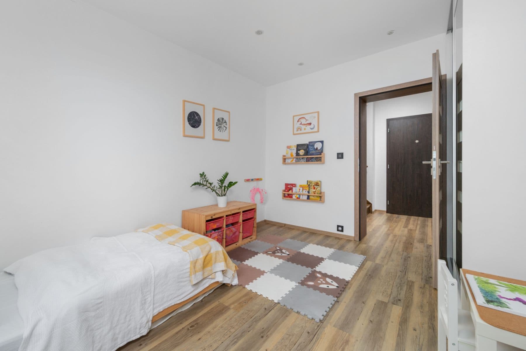 Predaj bytu 3-izbový 96 m², Na Valech, Liberec, Liberecký kraj Predaj bytu 3-izbový 96 m², Na Valech, Liberec, Liberecký kraj