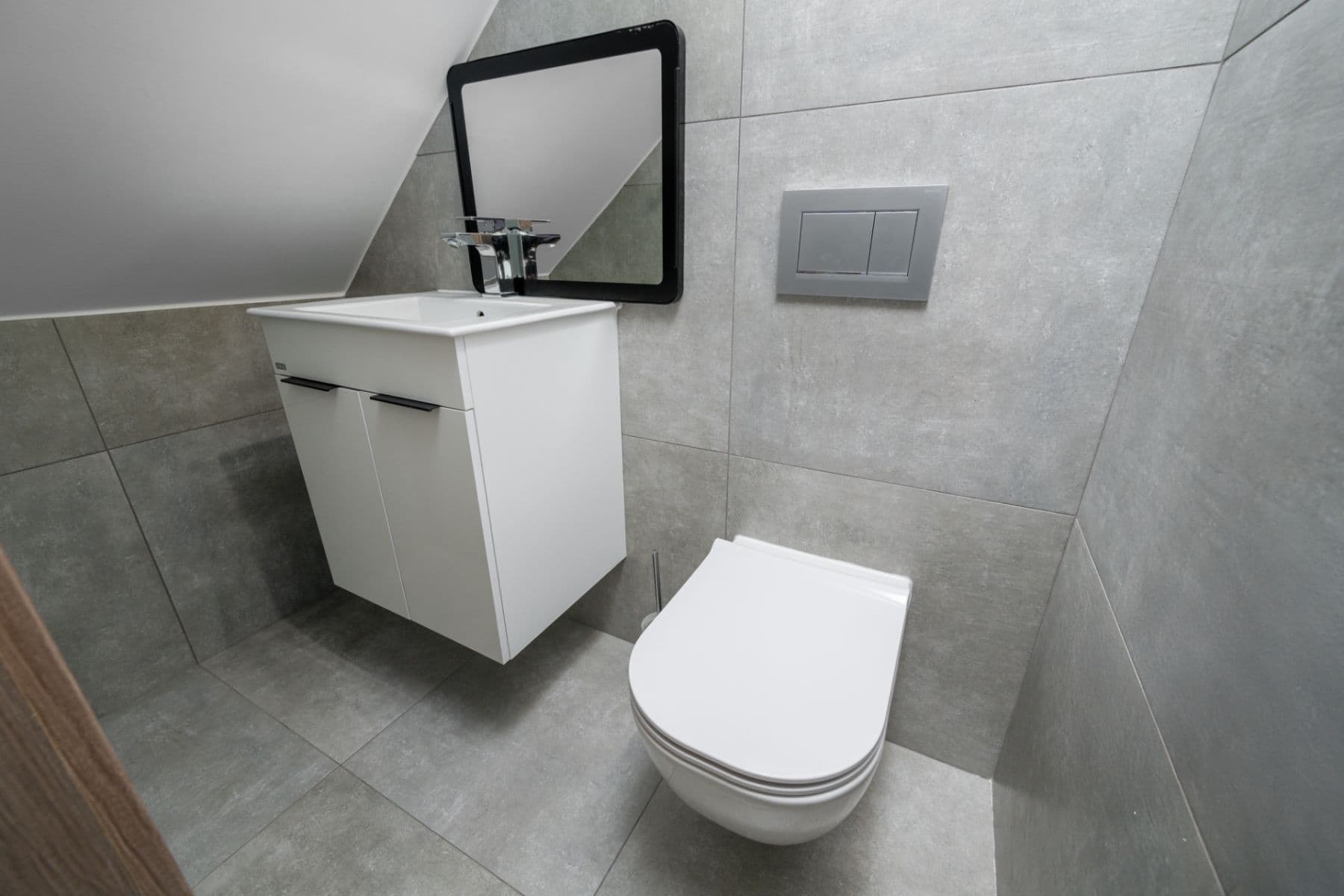 Predaj bytu 3-izbový 96 m², Na Valech, Liberec, Liberecký kraj Predaj bytu 3-izbový 96 m², Na Valech, Liberec, Liberecký kraj