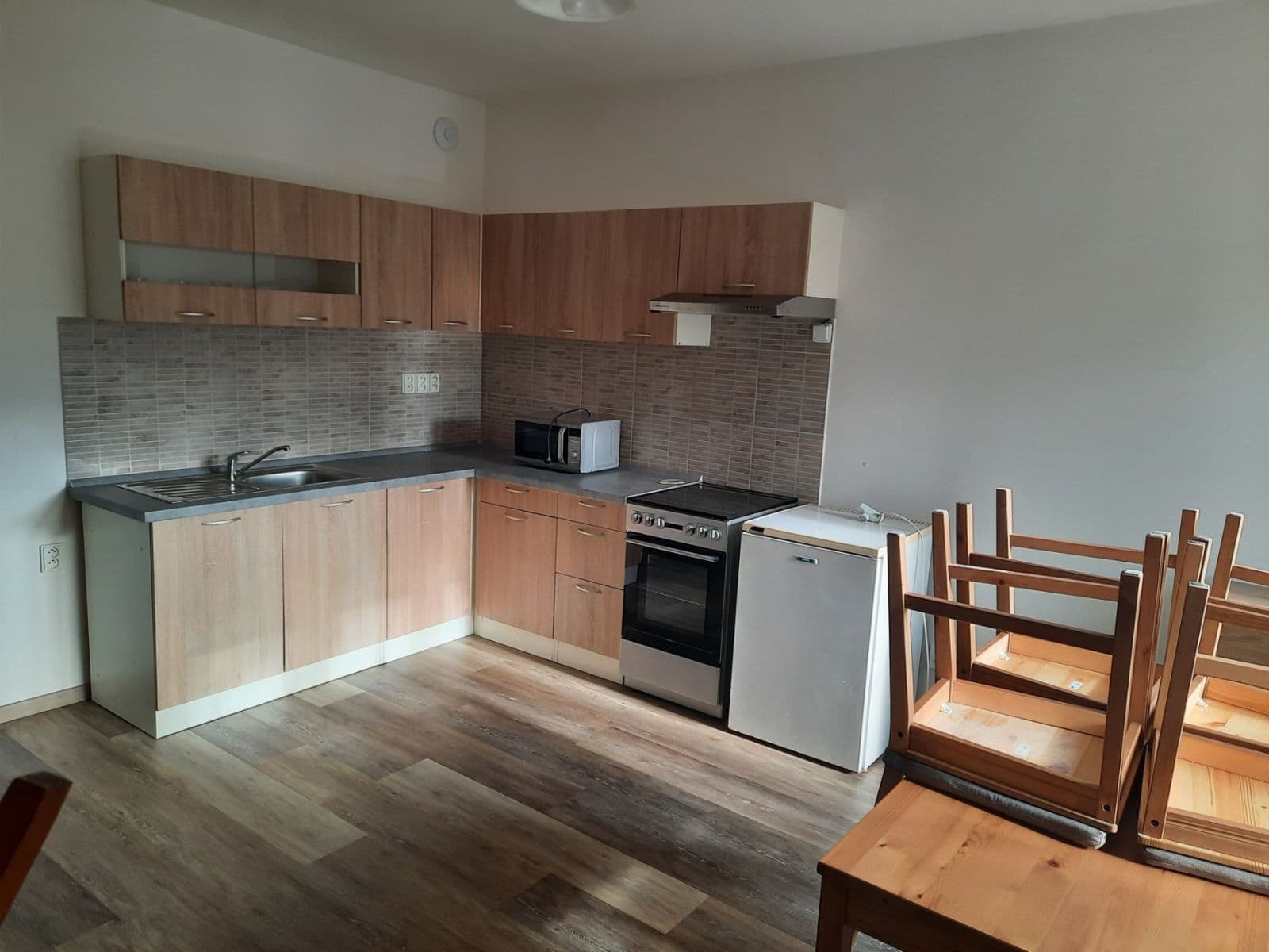 Prenájom bytu 2-izbový 45 m², Budovcova, Mnichovo Hradiště, Středočeský kraj Prenájom bytu 2-izbový 45 m², Budovcova, Mnichovo Hradiště, Středočeský kraj