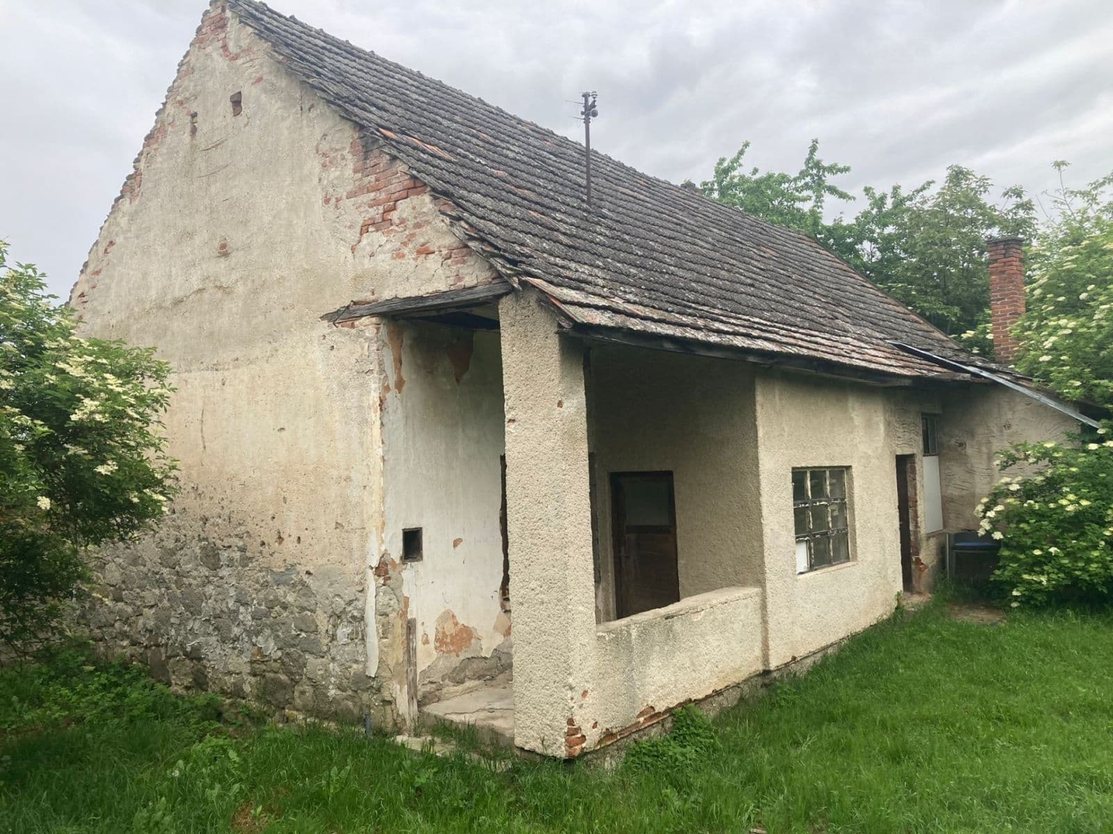 Predaj pozemku 1.030 m², Bánovce nad Bebravou, Trenčiansky kraj Predaj pozemku 1.030 m², Bánovce nad Bebravou, Trenčiansky kraj