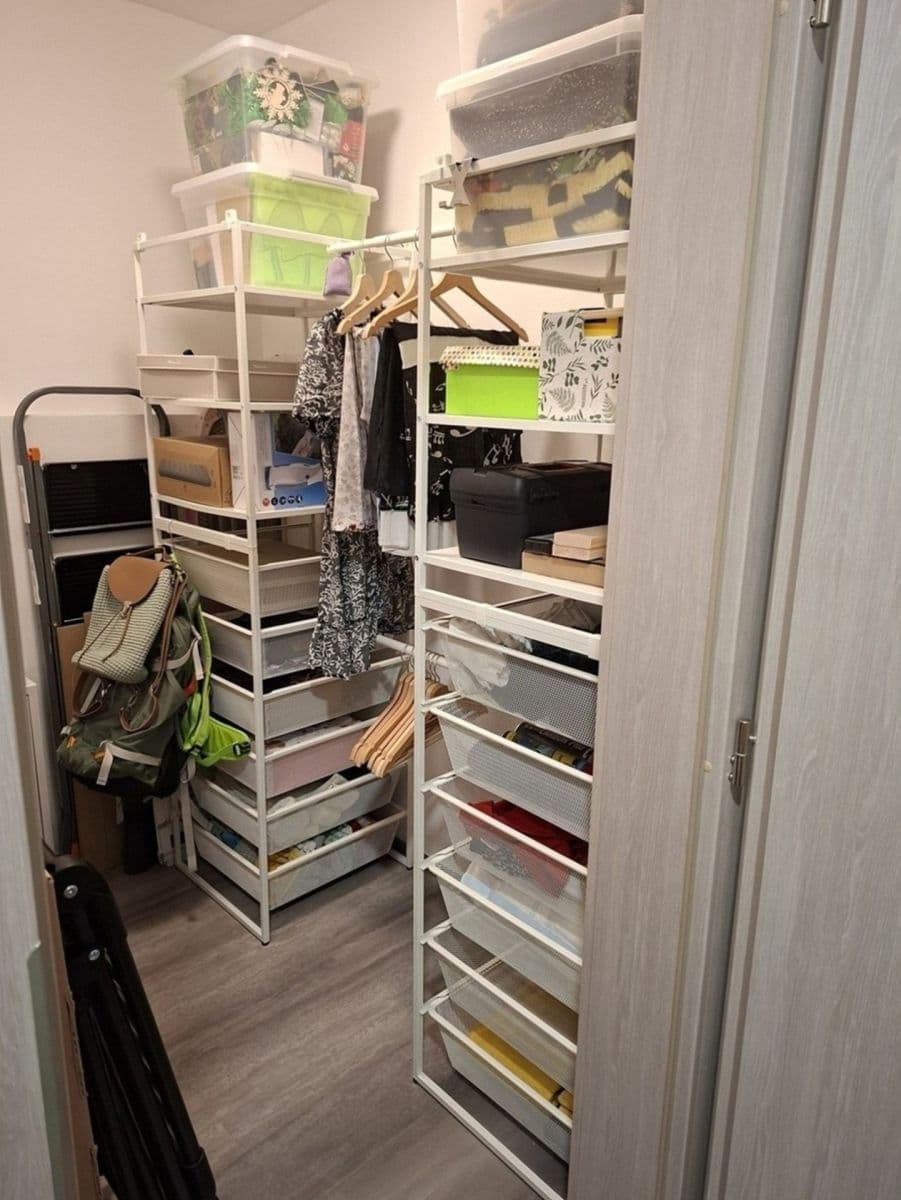 Prenájom bytu 1-izbový 32 m², Frištenského, Olomouc, Olomoucký kraj Prenájom bytu 1-izbový 32 m², Frištenského, Olomouc, Olomoucký kraj