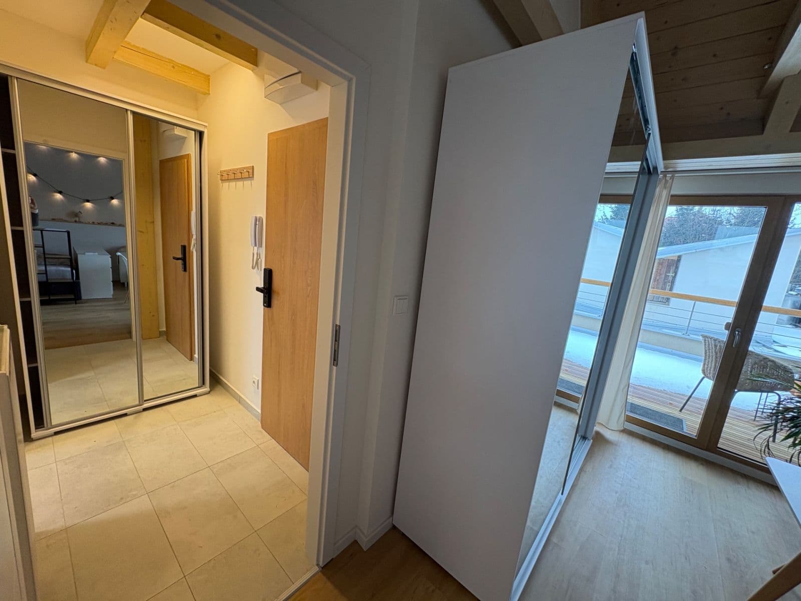 Prenájom bytu 1-izbový 31 m², Národních hrdinů, Praha, Praha Prenájom bytu 1-izbový 31 m², Národních hrdinů, Praha, Praha