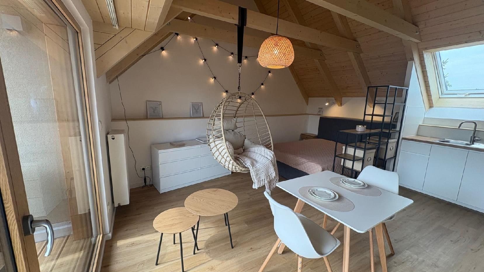 Prenájom bytu 1-izbový 31 m², Národních hrdinů, Praha, Praha Prenájom bytu 1-izbový 31 m², Národních hrdinů, Praha, Praha