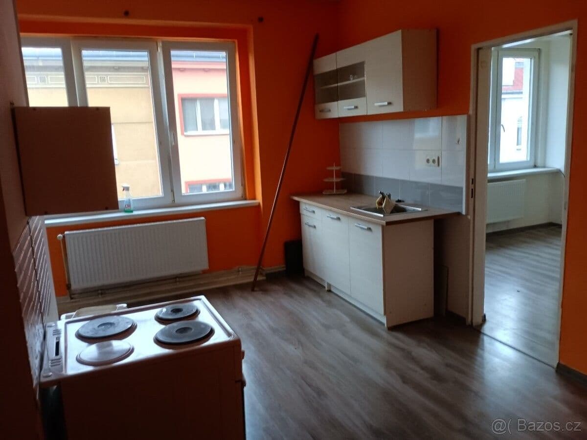 Prenájom bytu 2-izbový 74 m², Opletalova, Ústí nad Labem, Ústecký kraj Prenájom bytu 2-izbový 74 m², Opletalova, Ústí nad Labem, Ústecký kraj