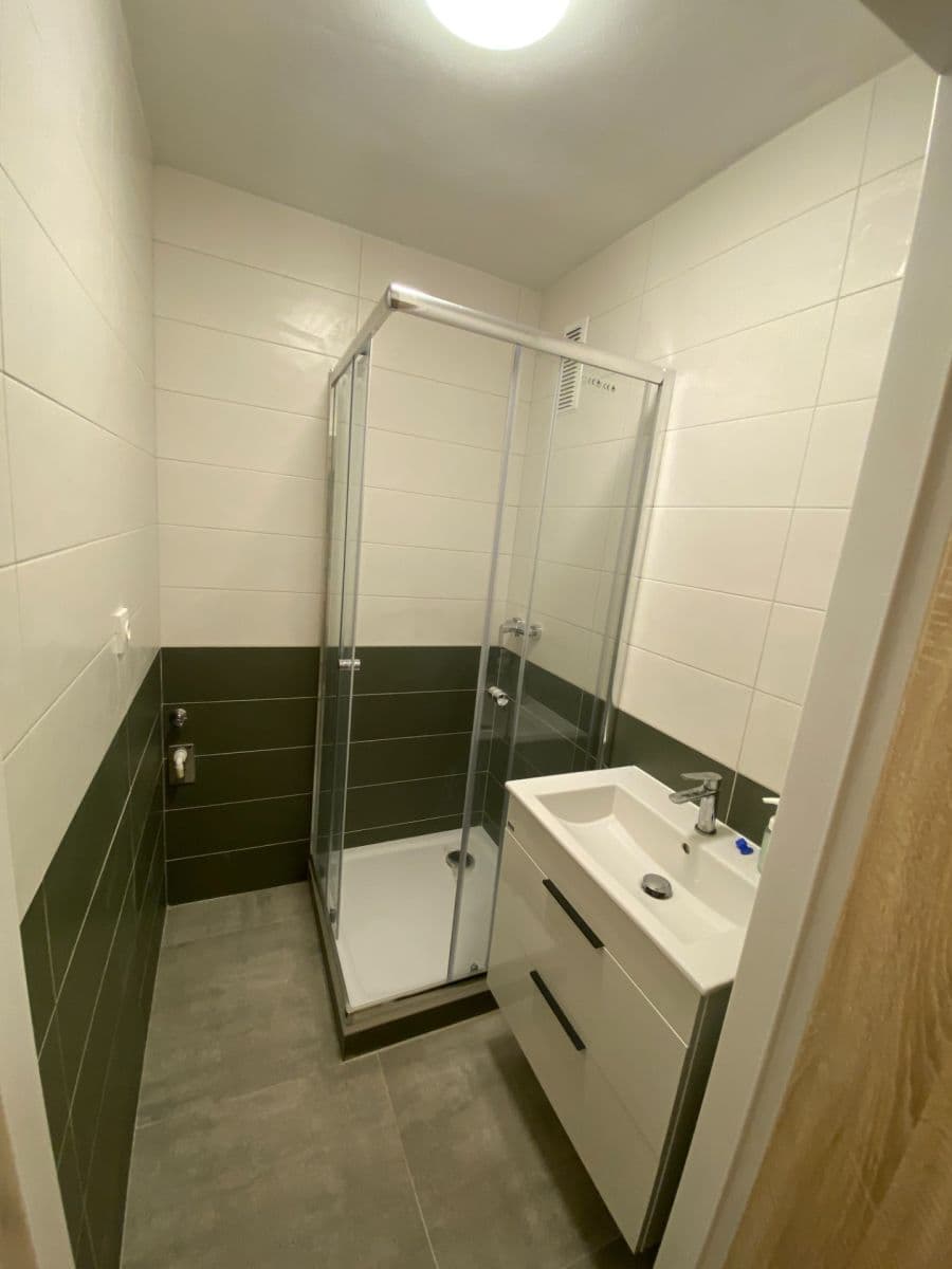 Prenájom bytu 1-izbový 34 m², Fügnerova, Poděbrady, Středočeský kraj Prenájom bytu 1-izbový 34 m², Fügnerova, Poděbrady, Středočeský kraj