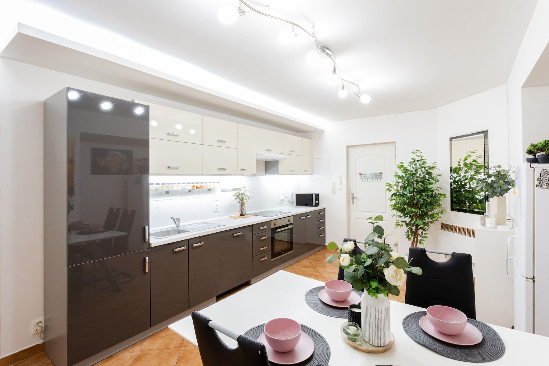 Predaj bytu 1-izbový 48 m², Finská, Praha, Praha Predaj bytu 1-izbový 48 m², Finská, Praha, Praha