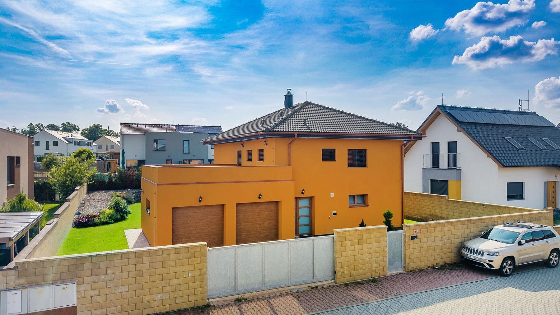Predaj domu 229 m², pozemek 834 m², U Skalky, Veleň, Středočeský kraj Predaj domu 229 m², pozemek 834 m², U Skalky, Veleň, Středočeský kraj