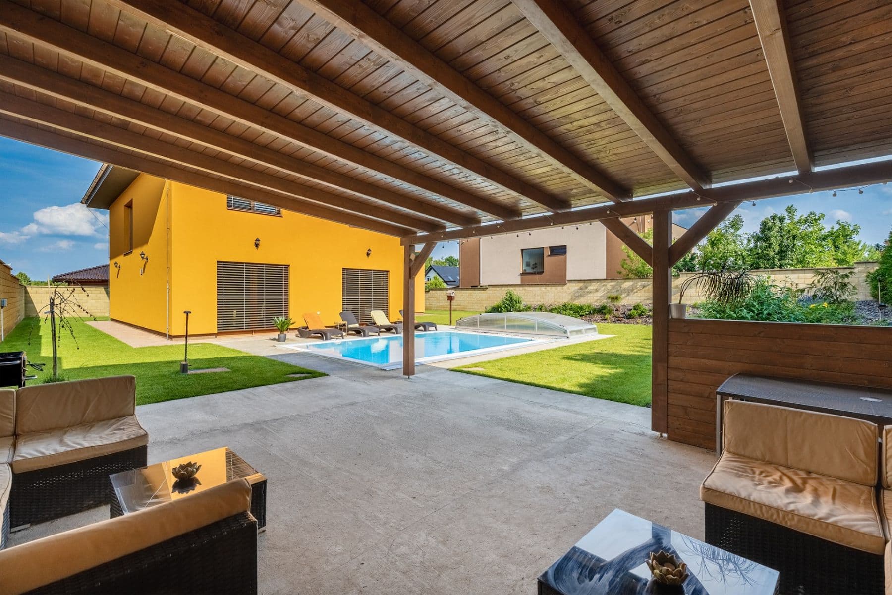 Predaj domu 229 m², pozemek 834 m², U Skalky, Veleň, Středočeský kraj Predaj domu 229 m², pozemek 834 m², U Skalky, Veleň, Středočeský kraj