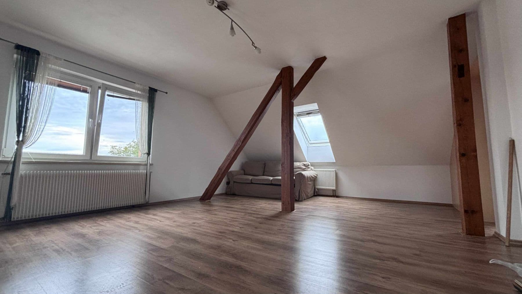 Predaj domu 222 m², pozemek 1.115 m², Oslov, Jihočeský kraj Predaj domu 222 m², pozemek 1.115 m², Oslov, Jihočeský kraj