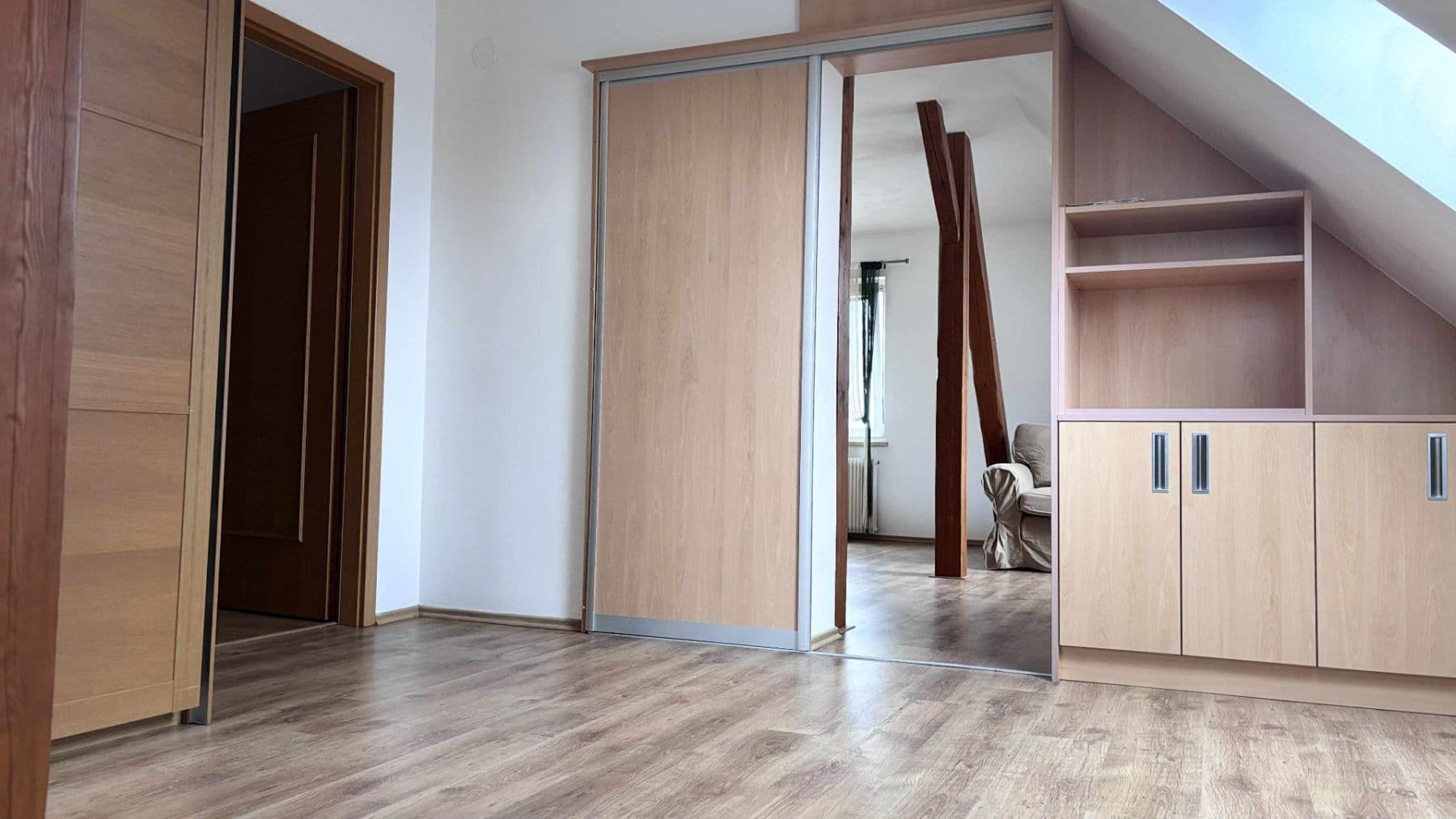 Predaj domu 222 m², pozemek 1.115 m², Oslov, Jihočeský kraj Predaj domu 222 m², pozemek 1.115 m², Oslov, Jihočeský kraj