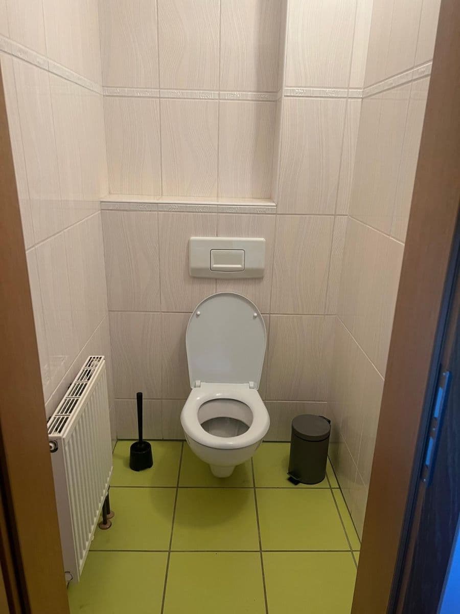 Predaj domu 222 m², pozemek 1.115 m², Oslov, Jihočeský kraj Predaj domu 222 m², pozemek 1.115 m², Oslov, Jihočeský kraj