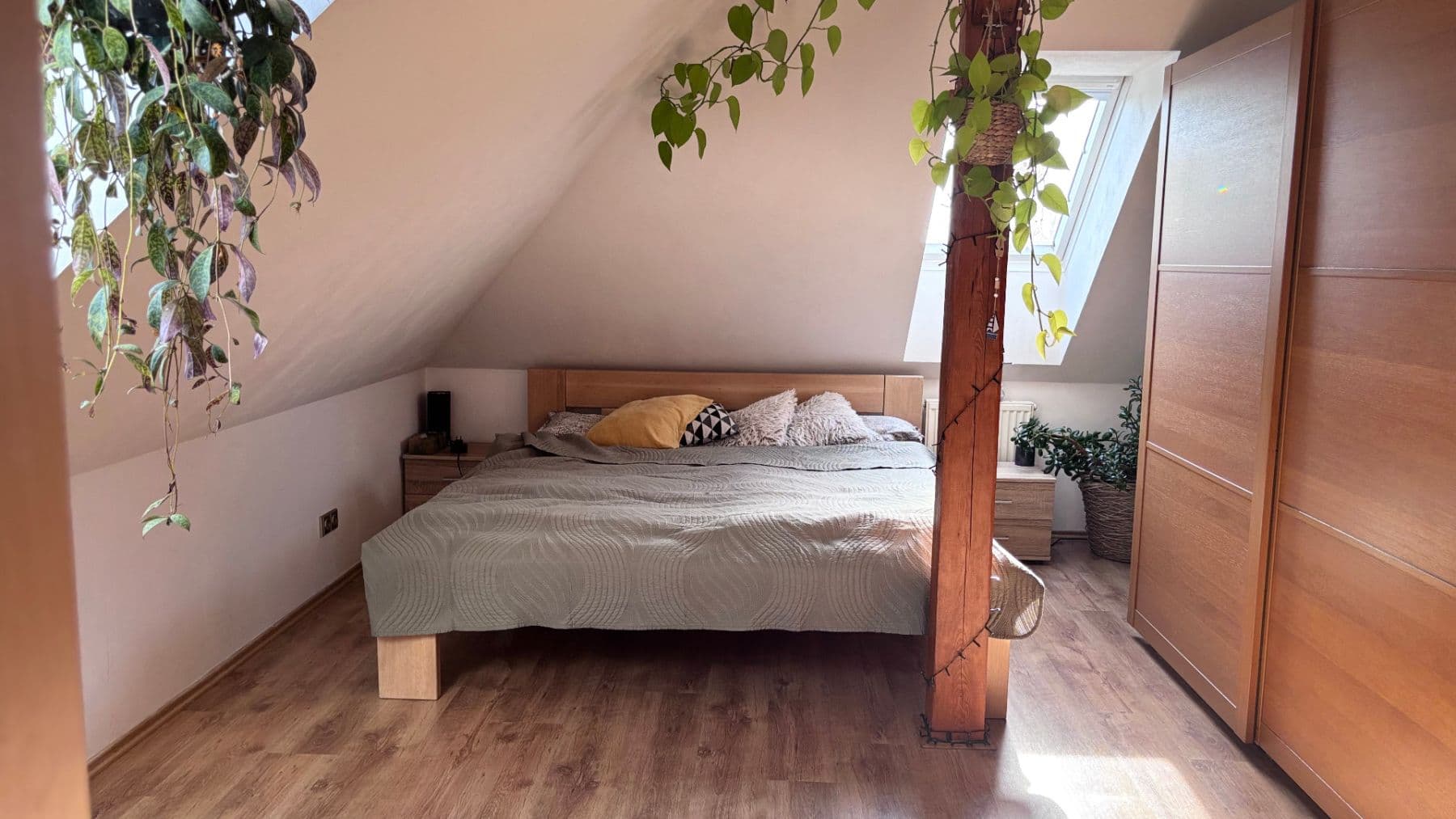 Predaj domu 222 m², pozemek 1.115 m², Oslov, Jihočeský kraj Predaj domu 222 m², pozemek 1.115 m², Oslov, Jihočeský kraj