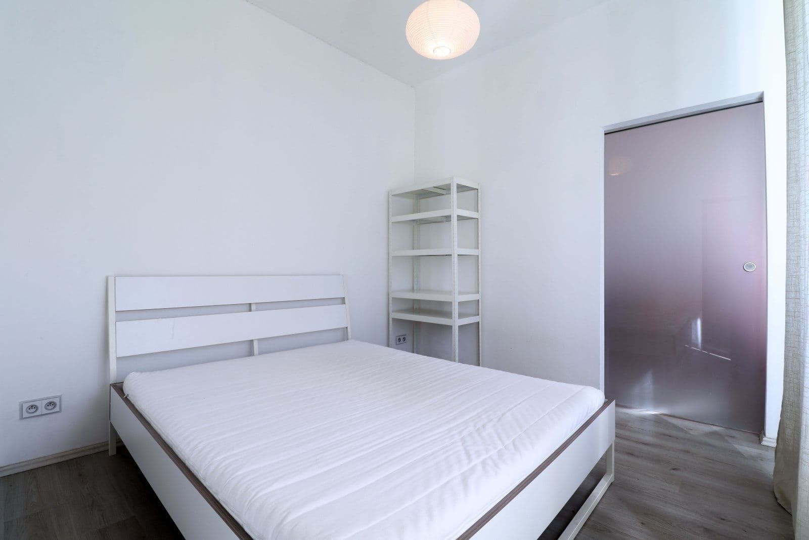 Prenájom bytu 2-izbový 47 m², 5. května, Praha, Praha Prenájom bytu 2-izbový 47 m², 5. května, Praha, Praha