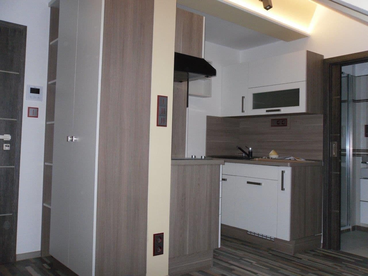 Prenájom bytu 1-izbový 28 m², V Zámku, Pozořice, Jihomoravský kraj Prenájom bytu 1-izbový 28 m², V Zámku, Pozořice, Jihomoravský kraj