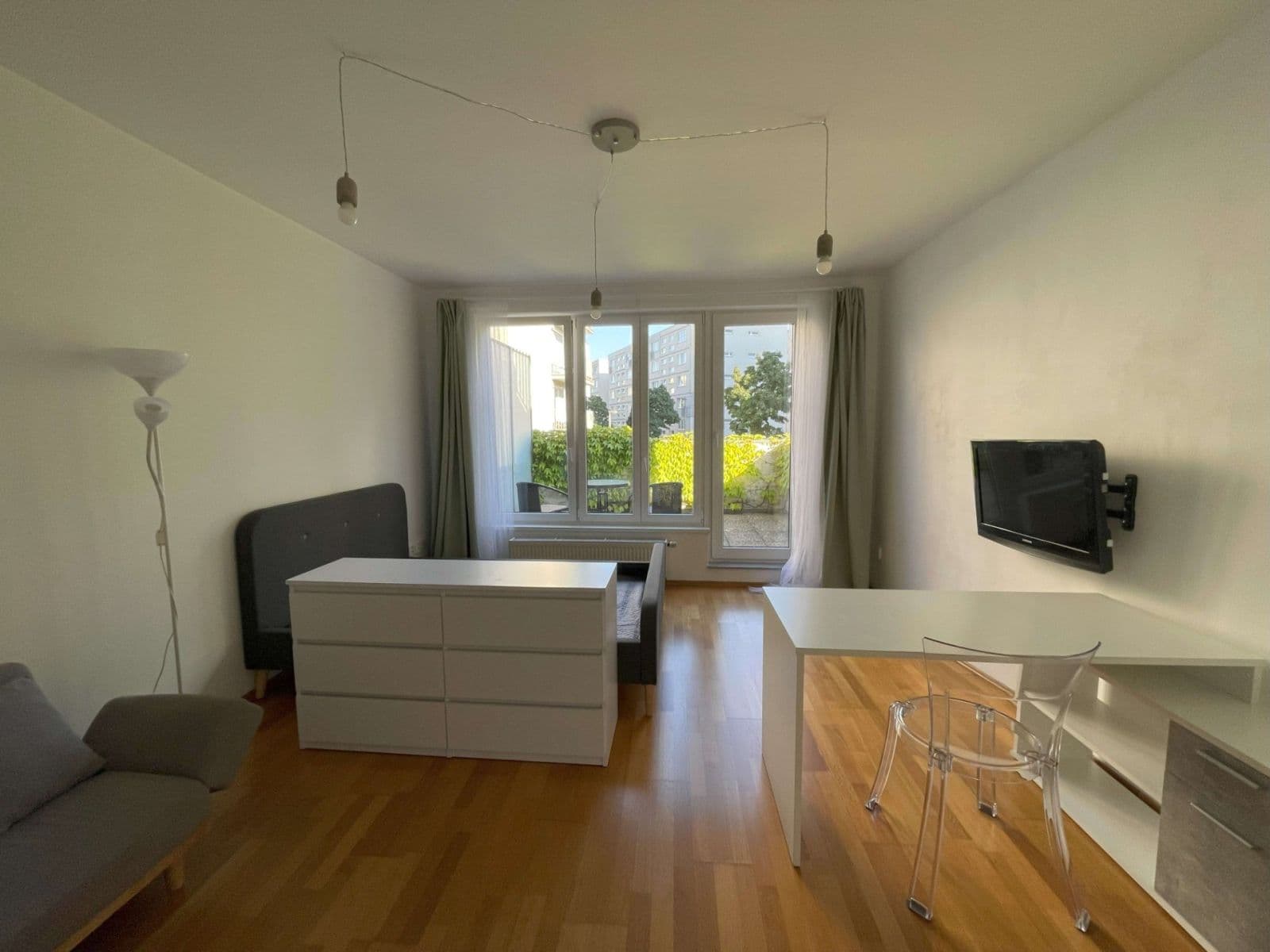 Prenájom bytu 1-izbový 34 m², Počernická, Praha, Praha Prenájom bytu 1-izbový 34 m², Počernická, Praha, Praha