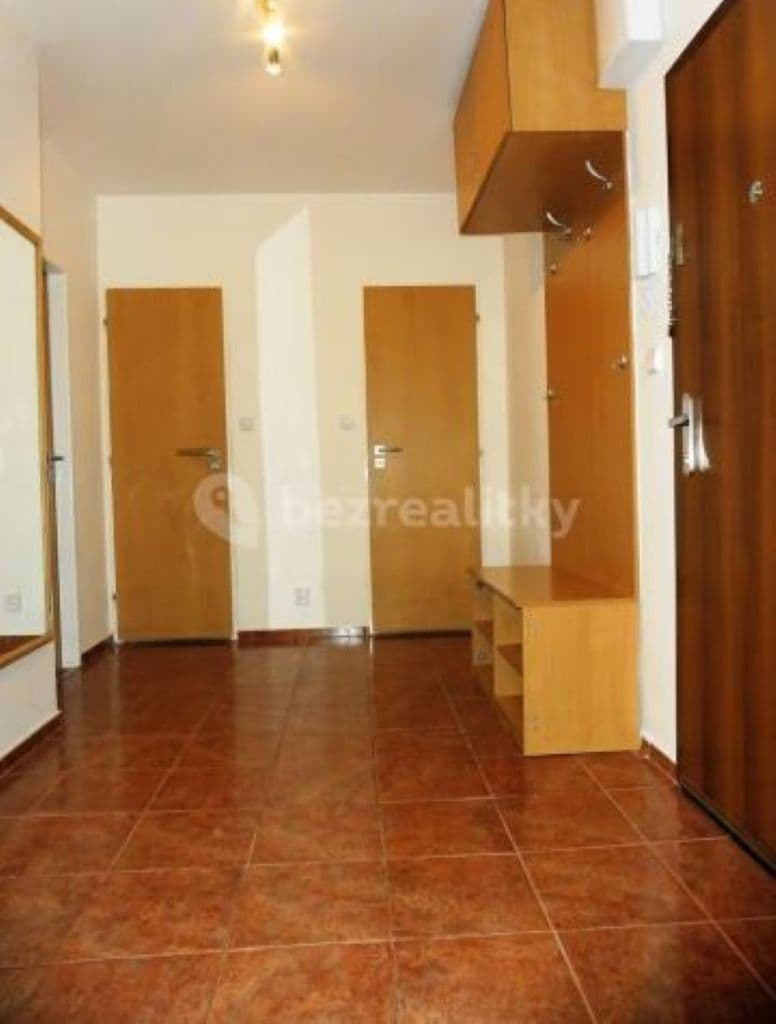 Prenájom bytu 3-izbový 75 m², Lešenská, Praha, Praha Prenájom bytu 3-izbový 75 m², Lešenská, Praha, Praha