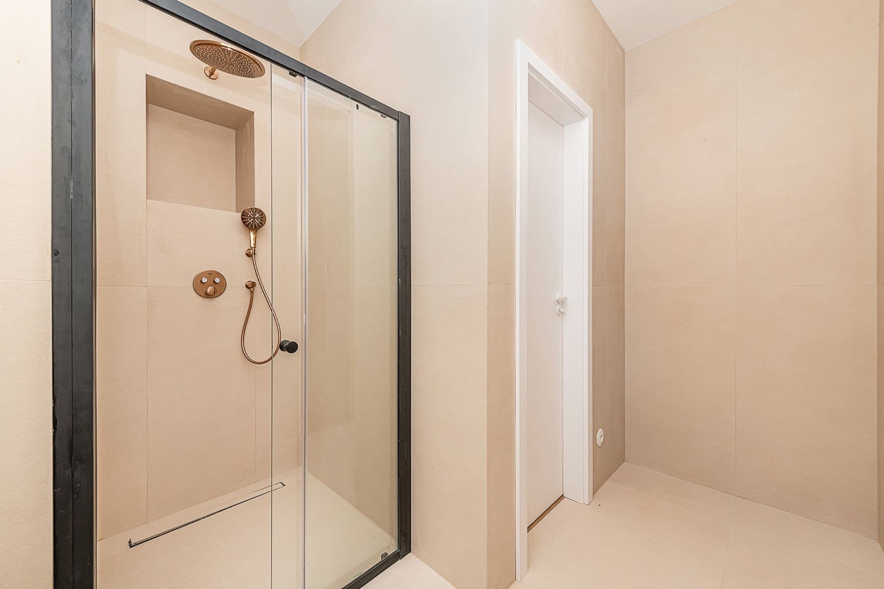 Predaj bytu 2-izbový 63 m², Chodská, Praha, Praha Predaj bytu 2-izbový 63 m², Chodská, Praha, Praha