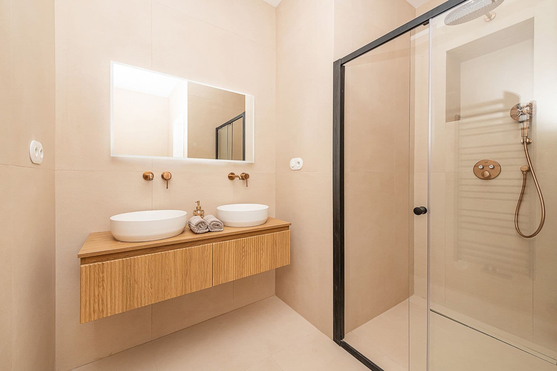 Predaj bytu 2-izbový 63 m², Chodská, Praha, Praha Predaj bytu 2-izbový 63 m², Chodská, Praha, Praha