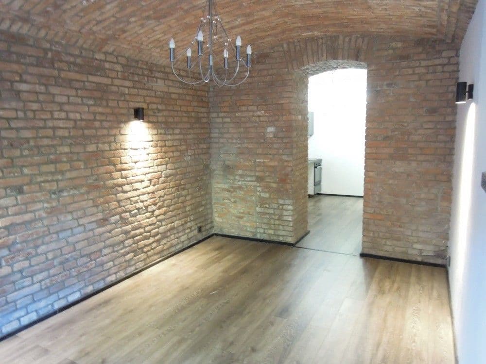Prenájom bytu 1-izbový 49 m², Seifertova, Praha, Praha Prenájom bytu 1-izbový 49 m², Seifertova, Praha, Praha