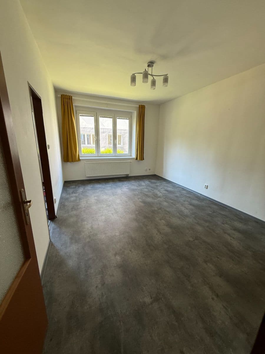 Prenájom bytu 2-izbový 43 m², U Svépomoci, Praha, Praha Prenájom bytu 2-izbový 43 m², U Svépomoci, Praha, Praha