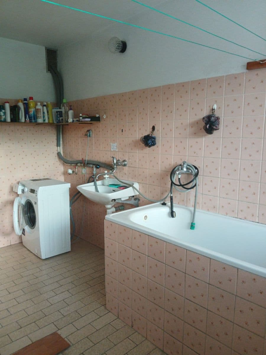 Prenájom bytu 1-izbový 20 m², Příčná, Přelouč, Pardubický kraj Prenájom bytu 1-izbový 20 m², Příčná, Přelouč, Pardubický kraj