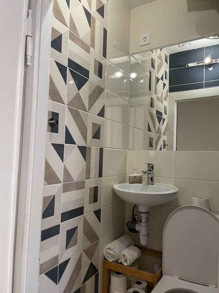 Prenájom bytu 2-izbový 48 m², U Průhonu, Praha, Praha Prenájom bytu 2-izbový 48 m², U Průhonu, Praha, Praha