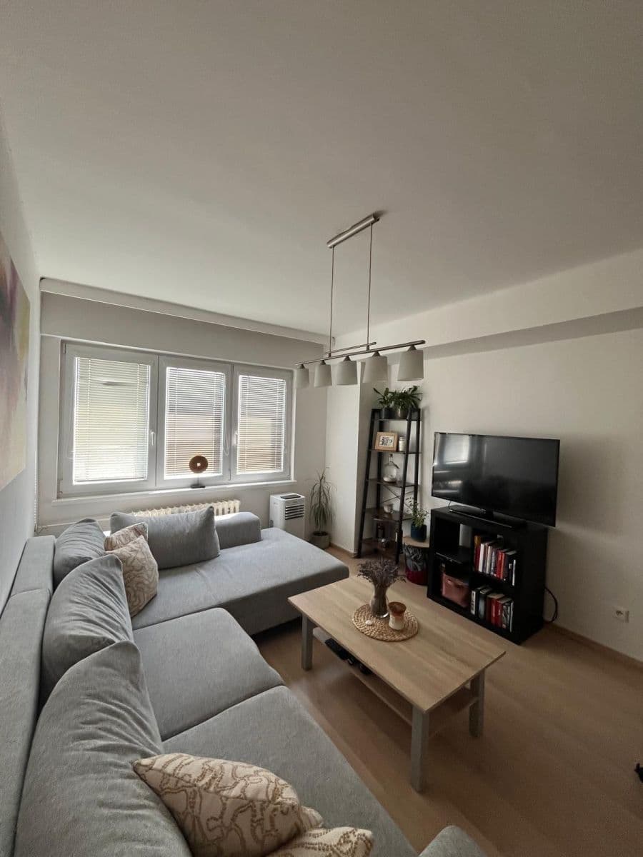 Prenájom bytu 2-izbový 41 m², Průběžná, Ostrava, Moravskoslezský kraj Prenájom bytu 2-izbový 41 m², Průběžná, Ostrava, Moravskoslezský kraj