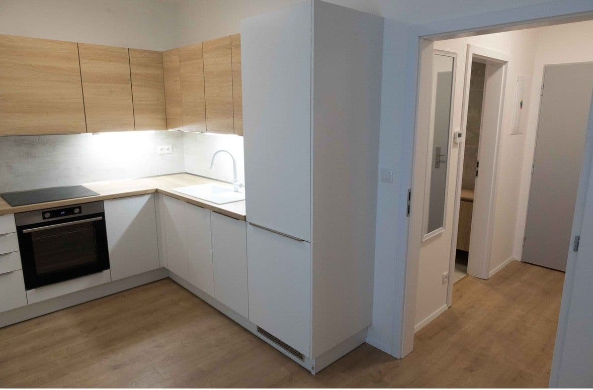 Predaj bytu 1-izbový 38 m², Cementárenská, Stupava, Bratislavský kraj Predaj bytu 1-izbový 38 m², Cementárenská, Stupava, Bratislavský kraj