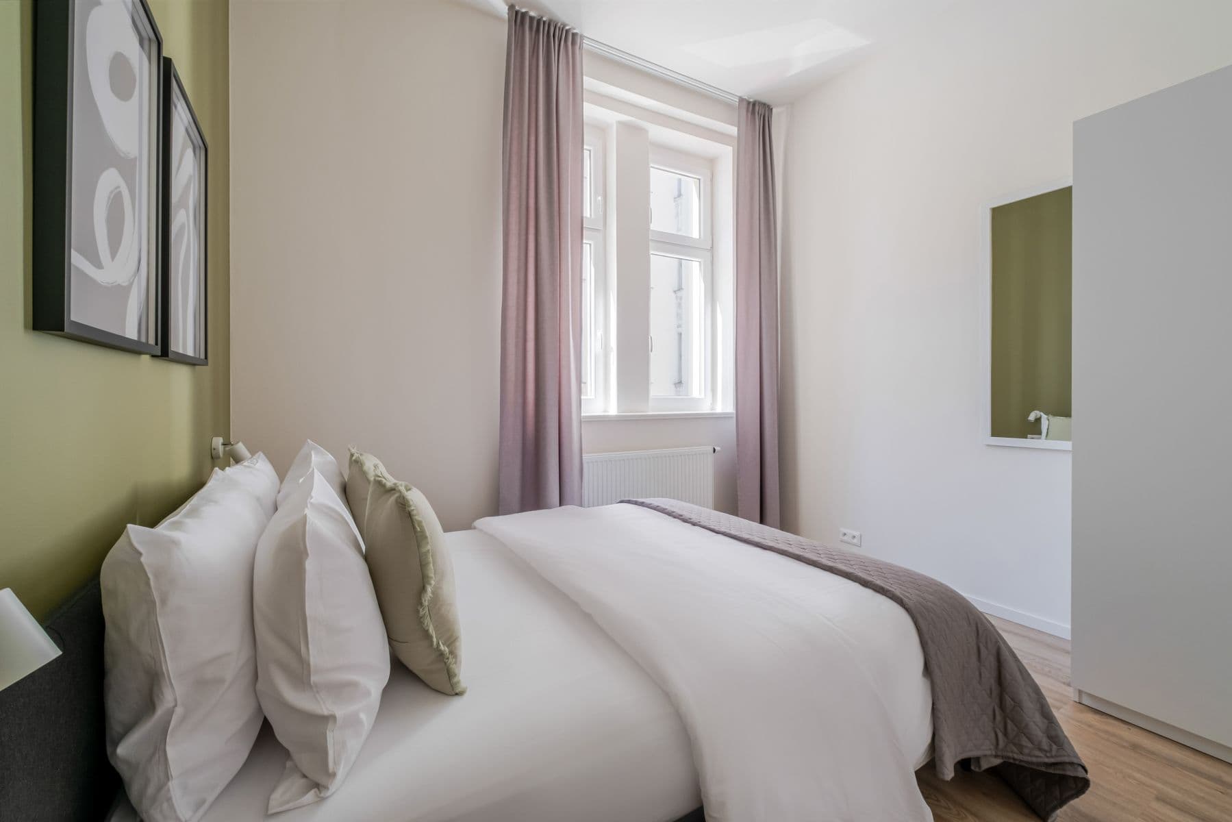 Prenájom bytu 45 m², Veletržní, Praha, Praha Prenájom bytu 45 m², Veletržní, Praha, Praha