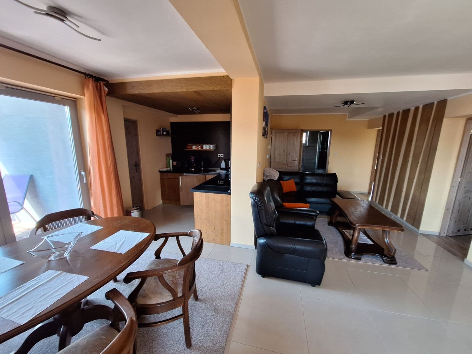 Predaj domu 318 m², pozemek 631 m², Lazná, Liptovský Mikuláš, Žilinský kraj Predaj domu 318 m², pozemek 631 m², Lazná, Liptovský Mikuláš, Žilinský kraj