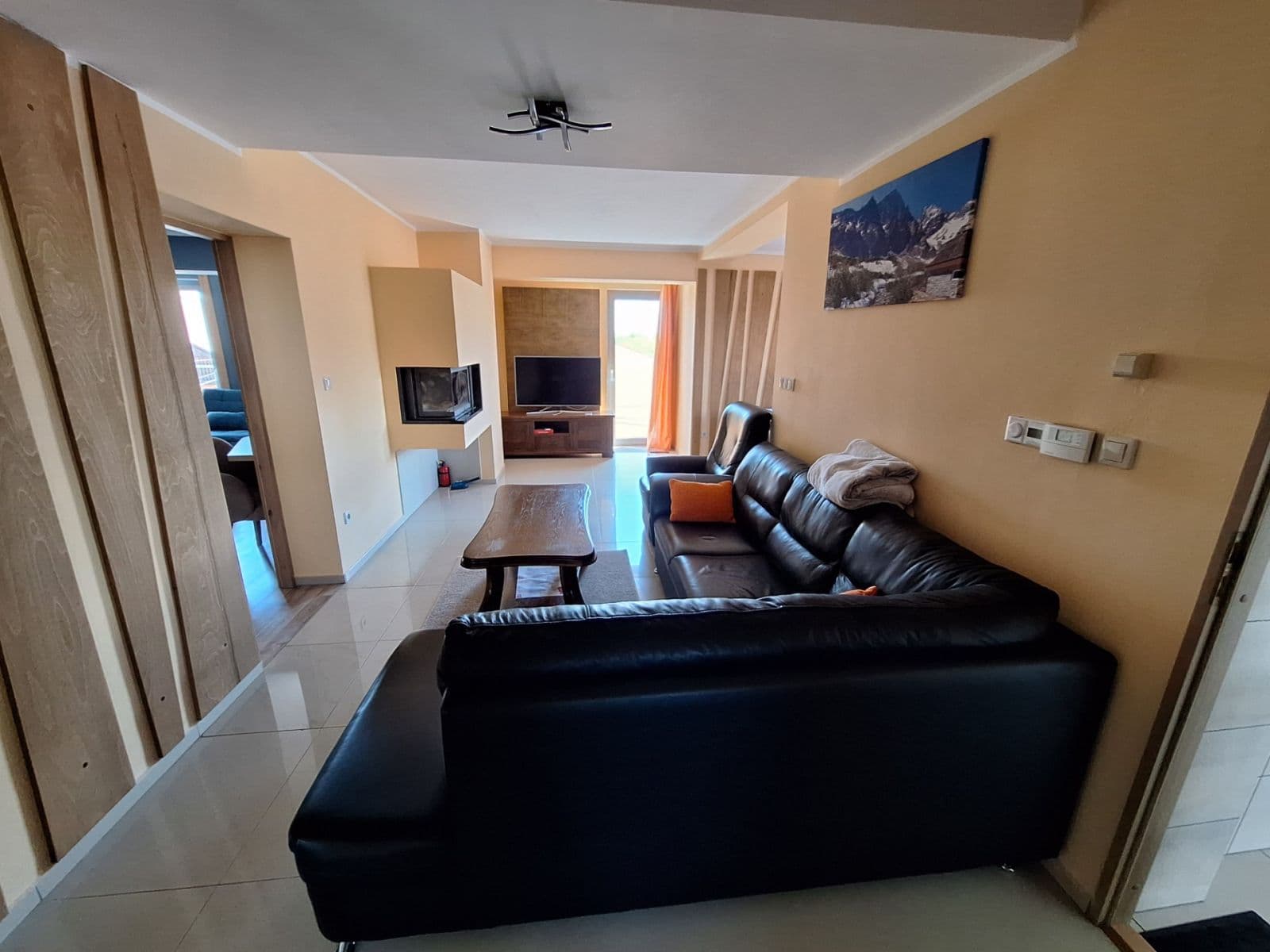 Predaj domu 318 m², pozemek 631 m², Lazná, Liptovský Mikuláš, Žilinský kraj Predaj domu 318 m², pozemek 631 m², Lazná, Liptovský Mikuláš, Žilinský kraj