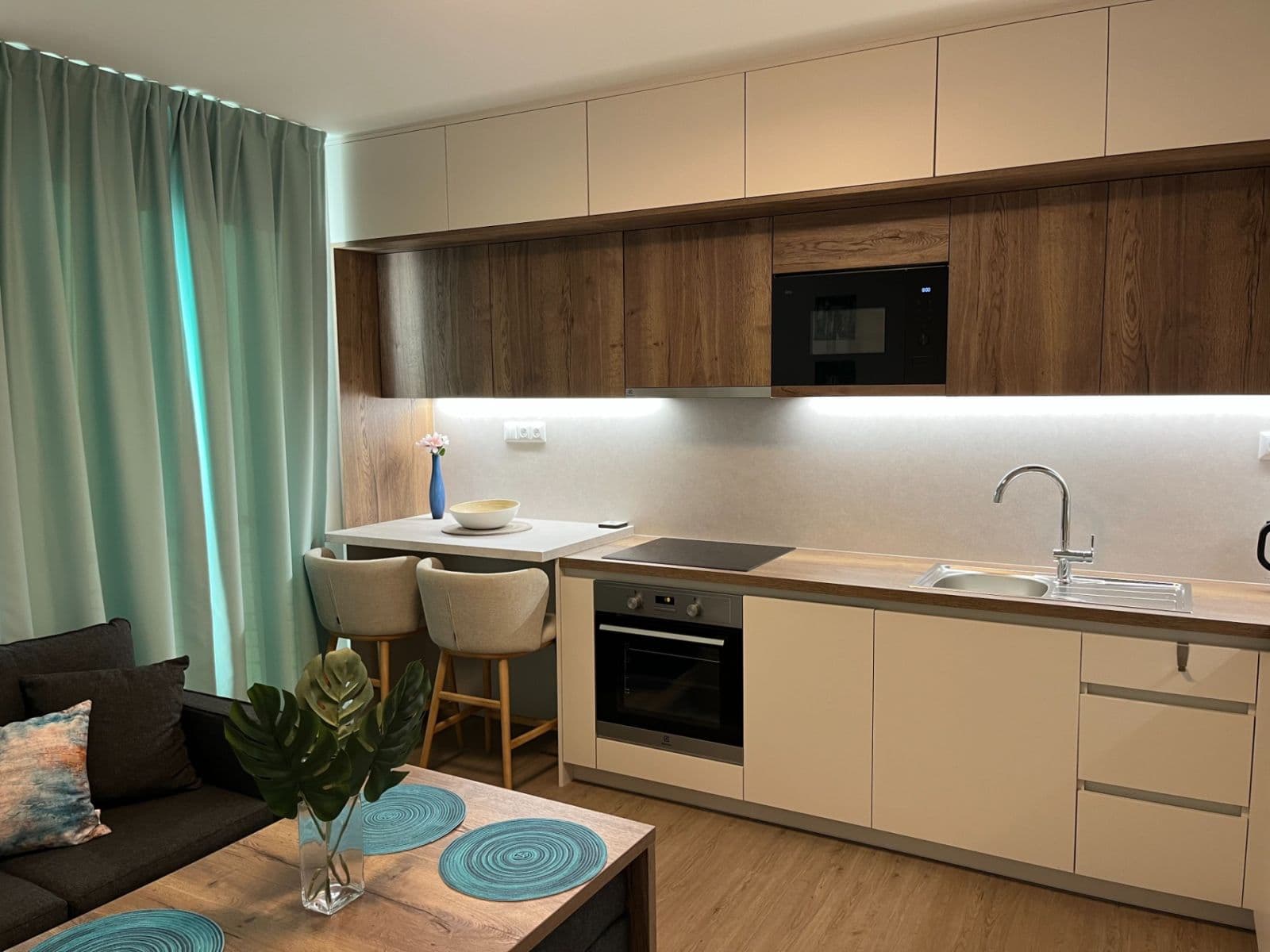 Prenájom bytu 2-izbový 40 m², Tlustého, Praha, Praha Prenájom bytu 2-izbový 40 m², Tlustého, Praha, Praha