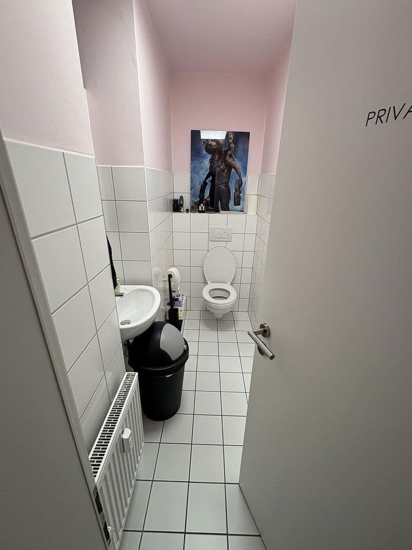 Prenájom nebytového priestoru 174 m², Bahnhofstrasse 41, Andernach, Porýnie-Falcko Prenájom nebytového priestoru 174 m², Bahnhofstrasse 41, Andernach, Porýnie-Falcko