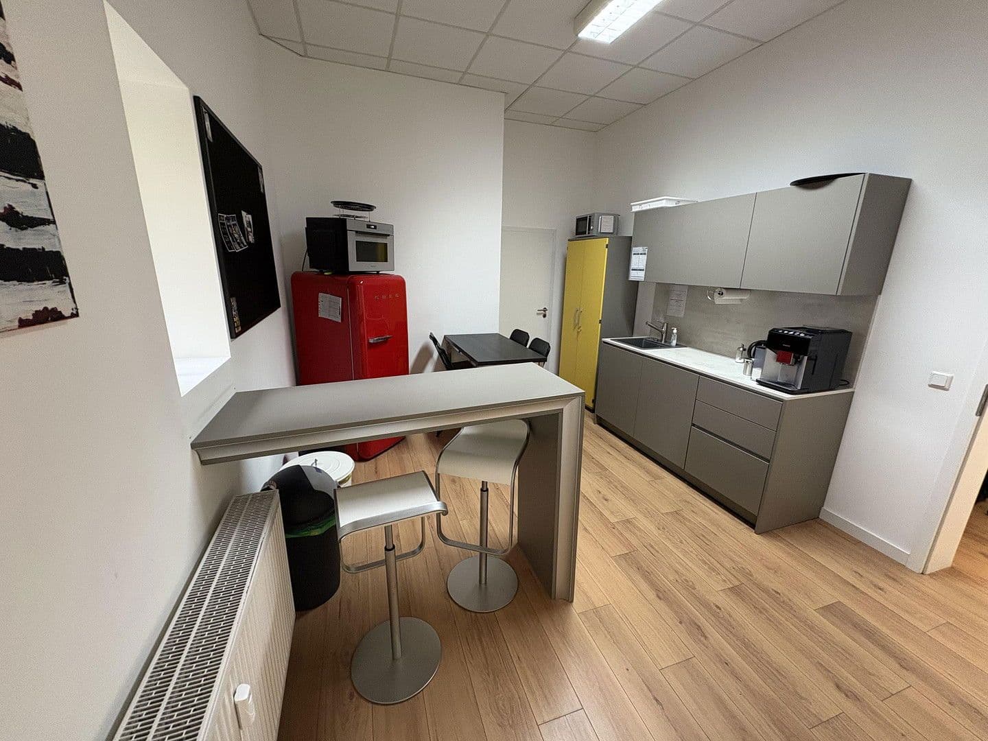 Prenájom nebytového priestoru 174 m², Bahnhofstrasse 41, Andernach, Porýnie-Falcko Prenájom nebytového priestoru 174 m², Bahnhofstrasse 41, Andernach, Porýnie-Falcko