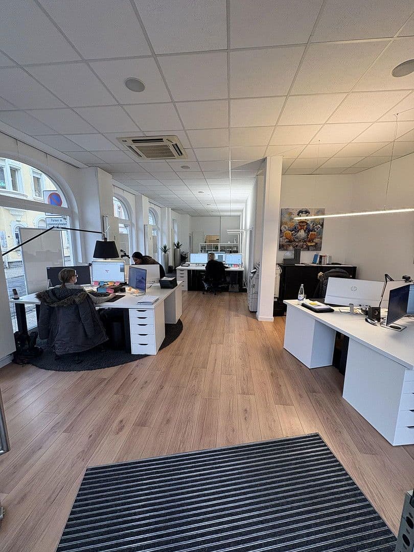 Prenájom nebytového priestoru 174 m², Bahnhofstrasse 41, Andernach, Porýnie-Falcko Prenájom nebytového priestoru 174 m², Bahnhofstrasse 41, Andernach, Porýnie-Falcko