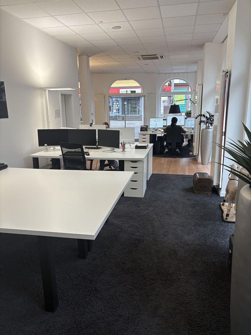 Prenájom nebytového priestoru 174 m², Bahnhofstrasse 41, Andernach, Porýnie-Falcko Prenájom nebytového priestoru 174 m², Bahnhofstrasse 41, Andernach, Porýnie-Falcko