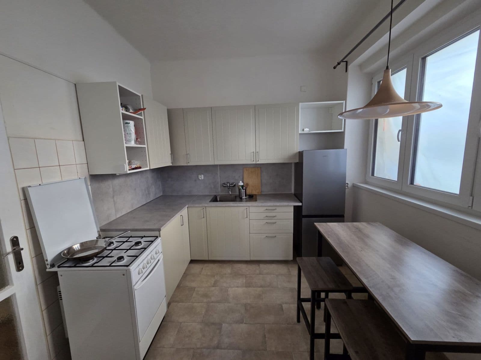 Prenájom bytu 2-izbový 55 m², Bělohorská, Praha, Praha Prenájom bytu 2-izbový 55 m², Bělohorská, Praha, Praha