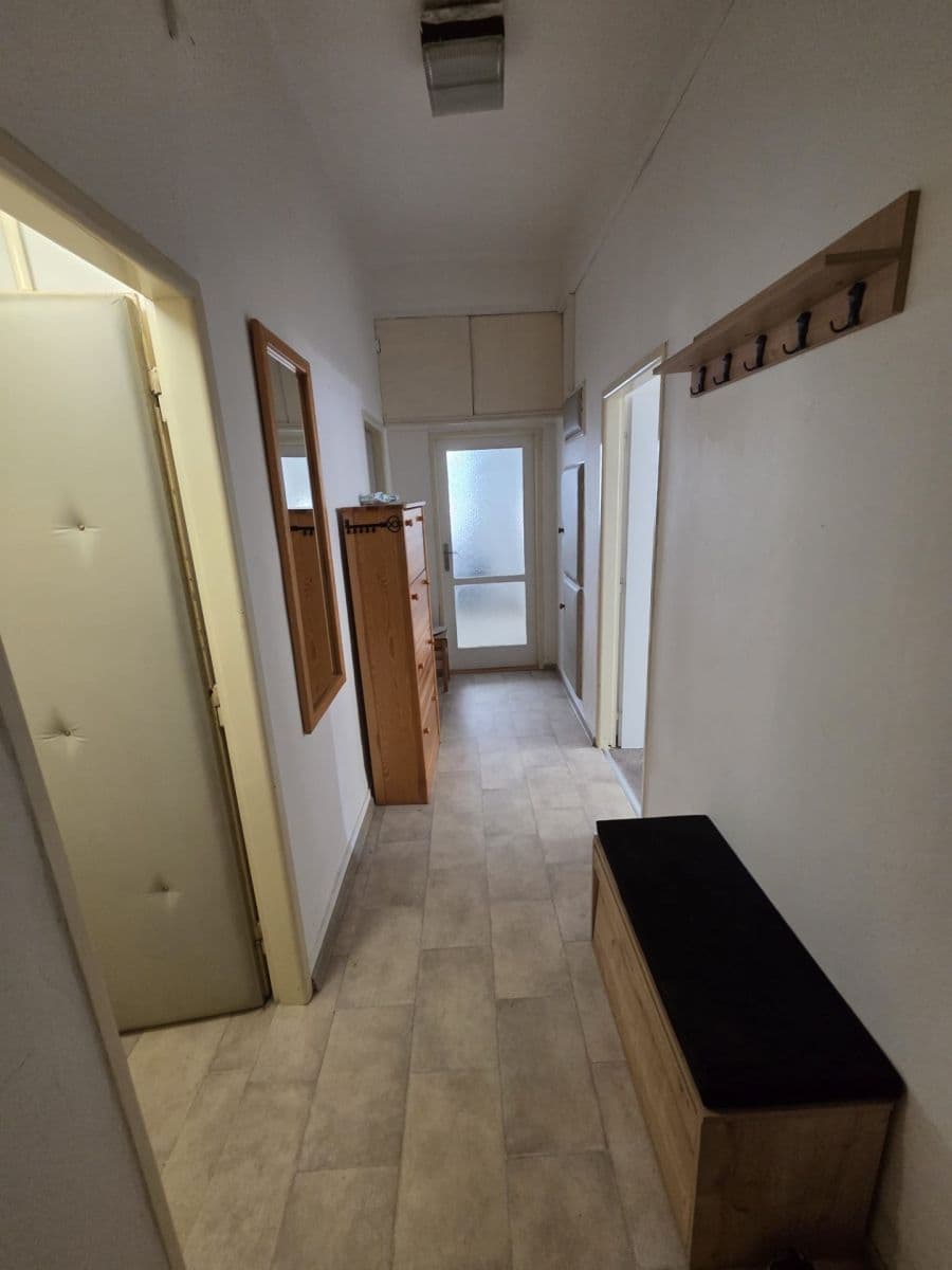 Prenájom bytu 2-izbový 55 m², Bělohorská, Praha, Praha Prenájom bytu 2-izbový 55 m², Bělohorská, Praha, Praha